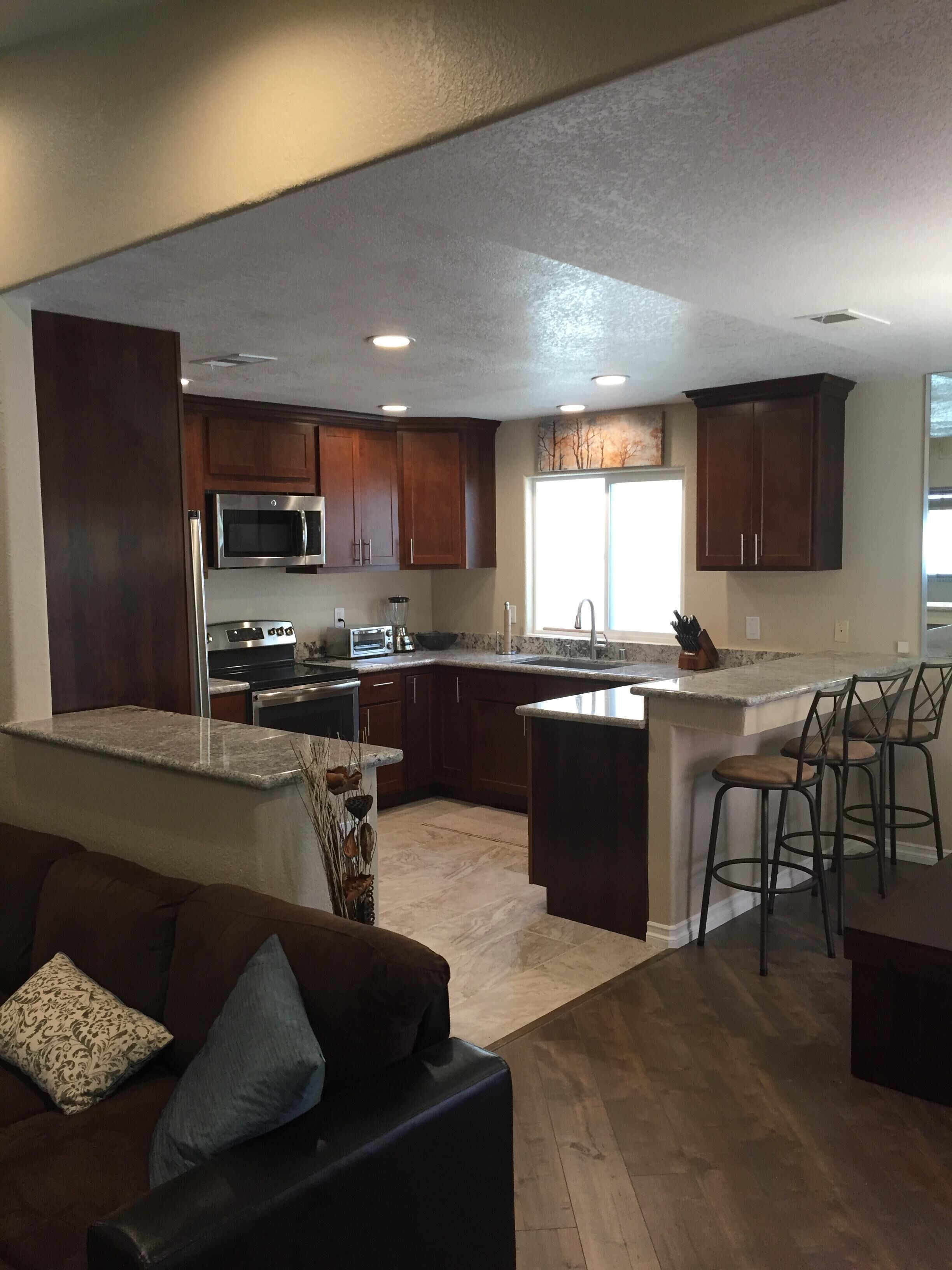 La Quinta 3 Bed, 2.5 Bath Home  w/Private Heated Pool #0635743b