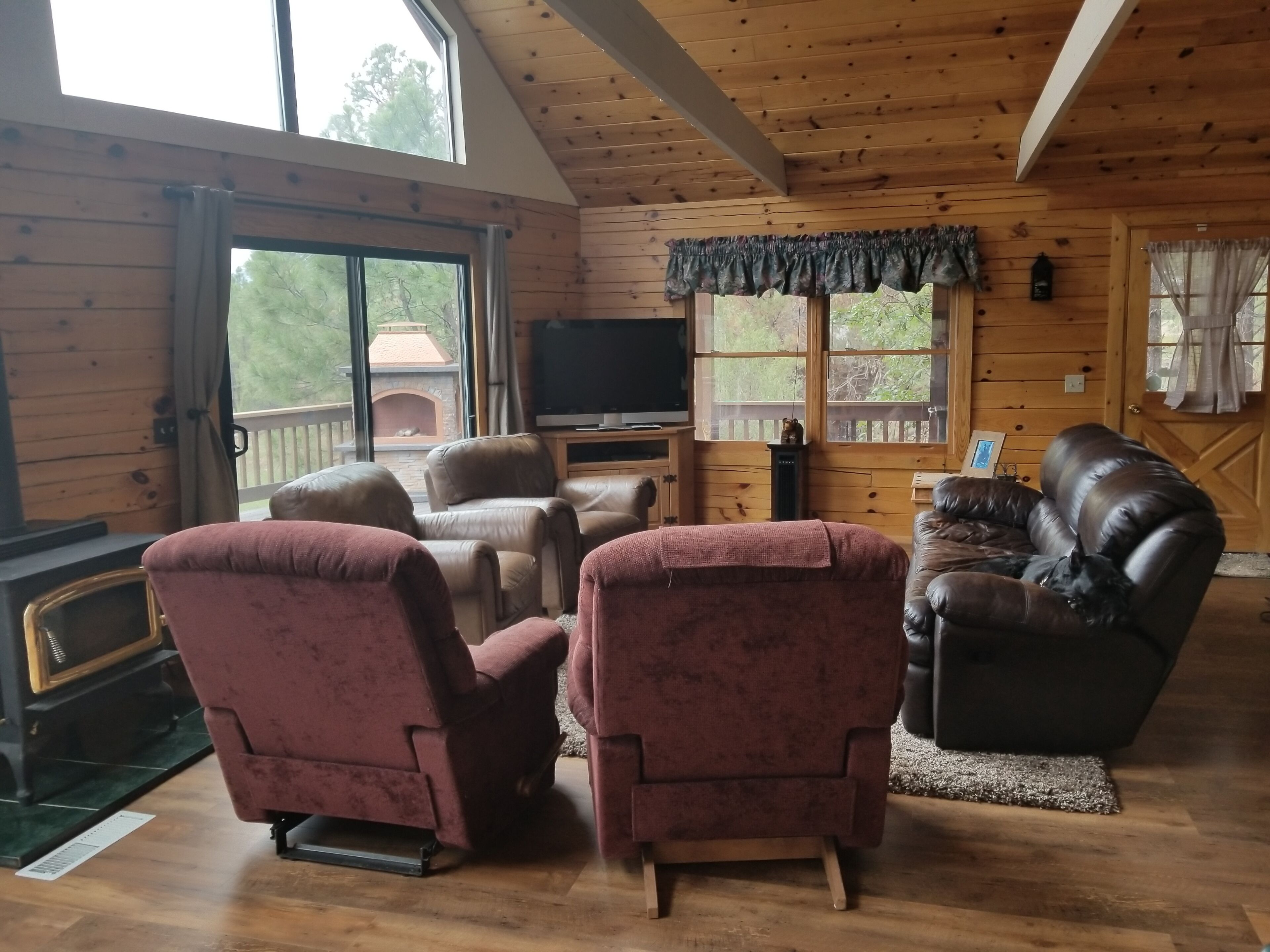 Perfect Family Mountain Get-Away with EV Charging