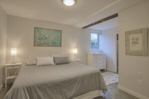 2 bedrooms, memory foam beds, iron/ironing board, travel crib - 2bed-2bath Ballard Courtyard Apartment Walk to Old Ballard! Restaurants nearby! (Seattle)