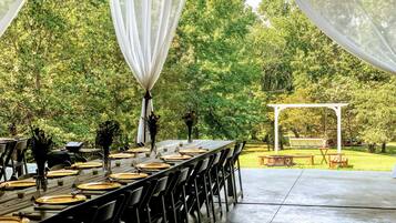 Espace banquet en plein air