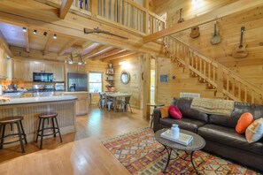 Smart TV, fireplace, ping pong, books