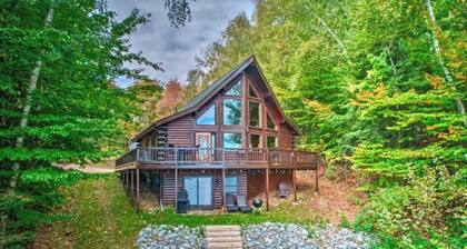 Log Home Luxury erwartet Sie am Westufer des AuTrain Lake! Paddelboot und Dock!