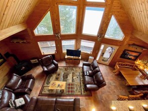 Smart TV, fireplace, offices