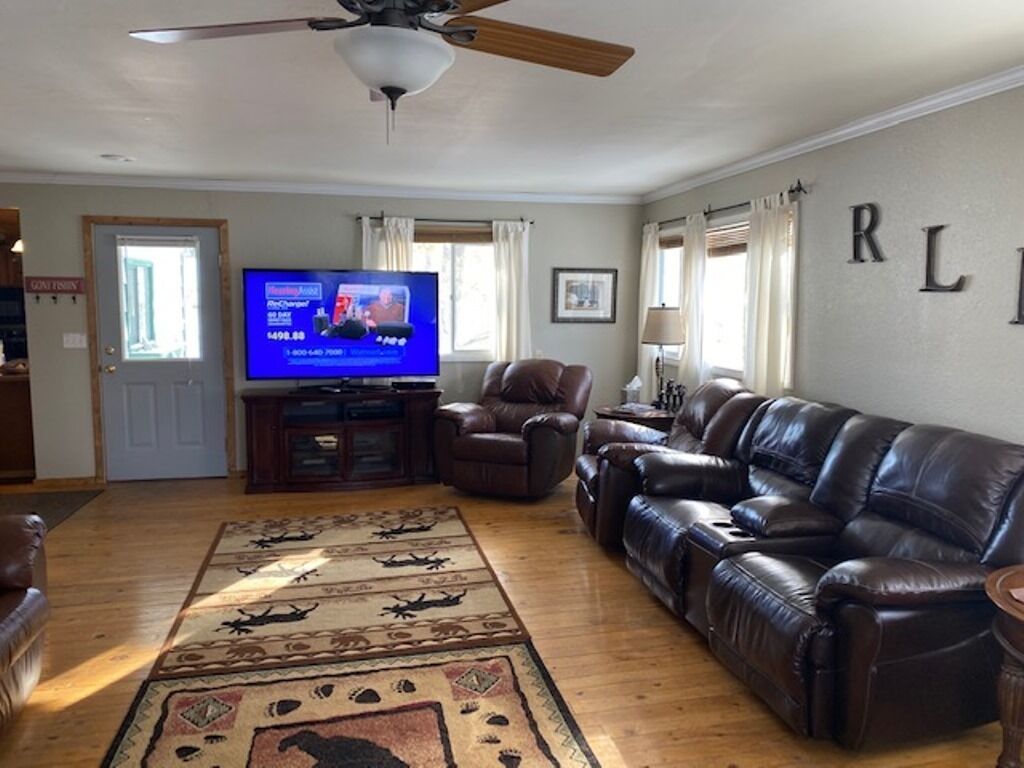 Cozy Getaway in Town! Enjoy Rock Creek Flowing Just Steps from Wrap Round Deck