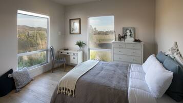 5 bedrooms, iron/ironing board, travel cot, free WiFi