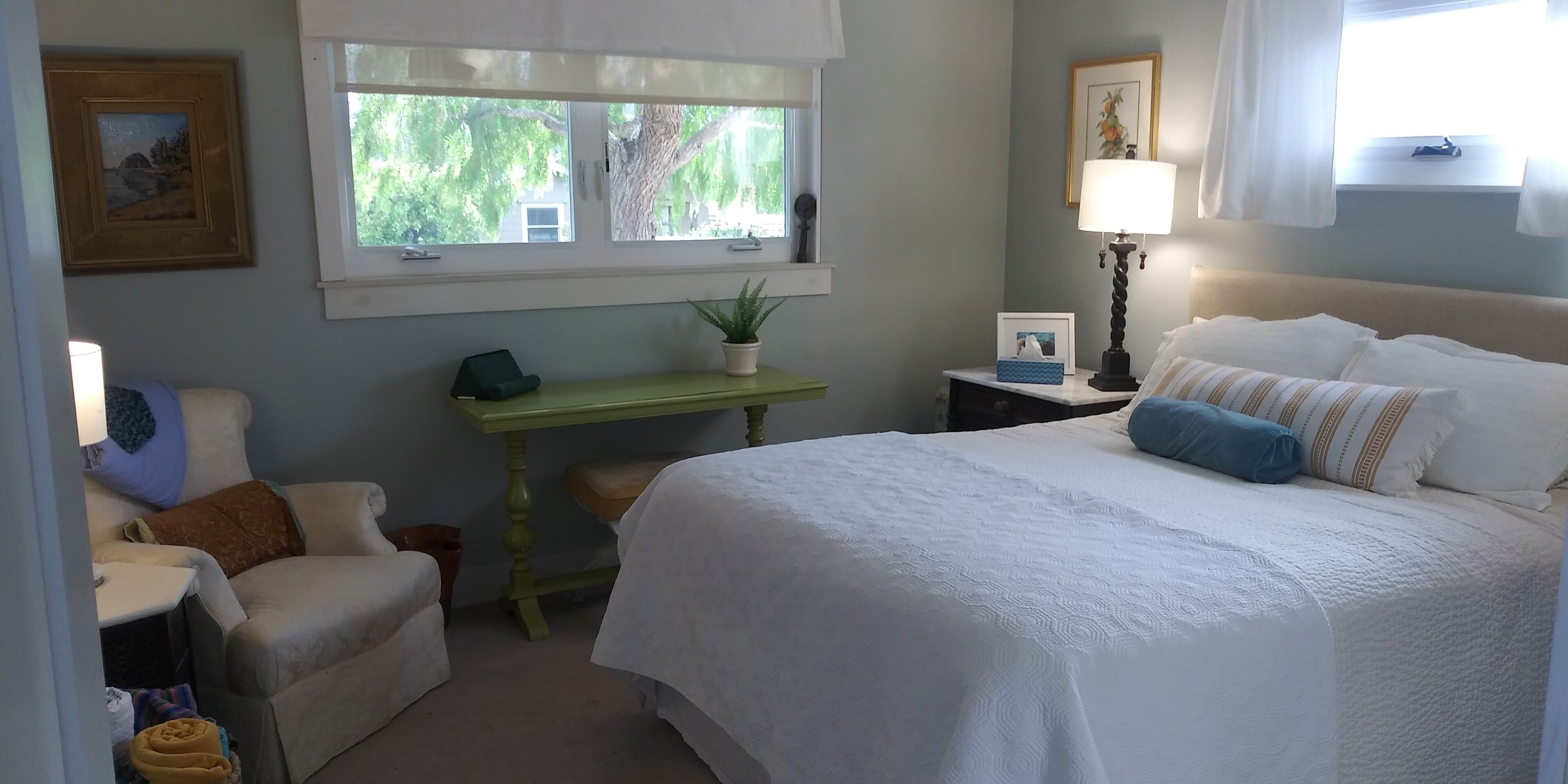 Downtown Charming Craftsman with Courtyard