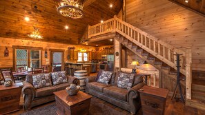 TV, fireplace, DVD player, stereo - Aska Escape Lodge – Close to Family Fun, Game Room, Luxe Amenities (Blue Ridge)