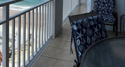 Luxurious 3 bed 2 bath Penthouse Condo with amazing Ocean and Intracoastal views