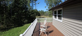 Newly updated cottage on 13 acres only minutes from Potawatomi State Park!