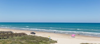 Huge Oceanfront Townhouse with Private Pool & Hot Tub, Sleeps 20! Dog-Friendly!