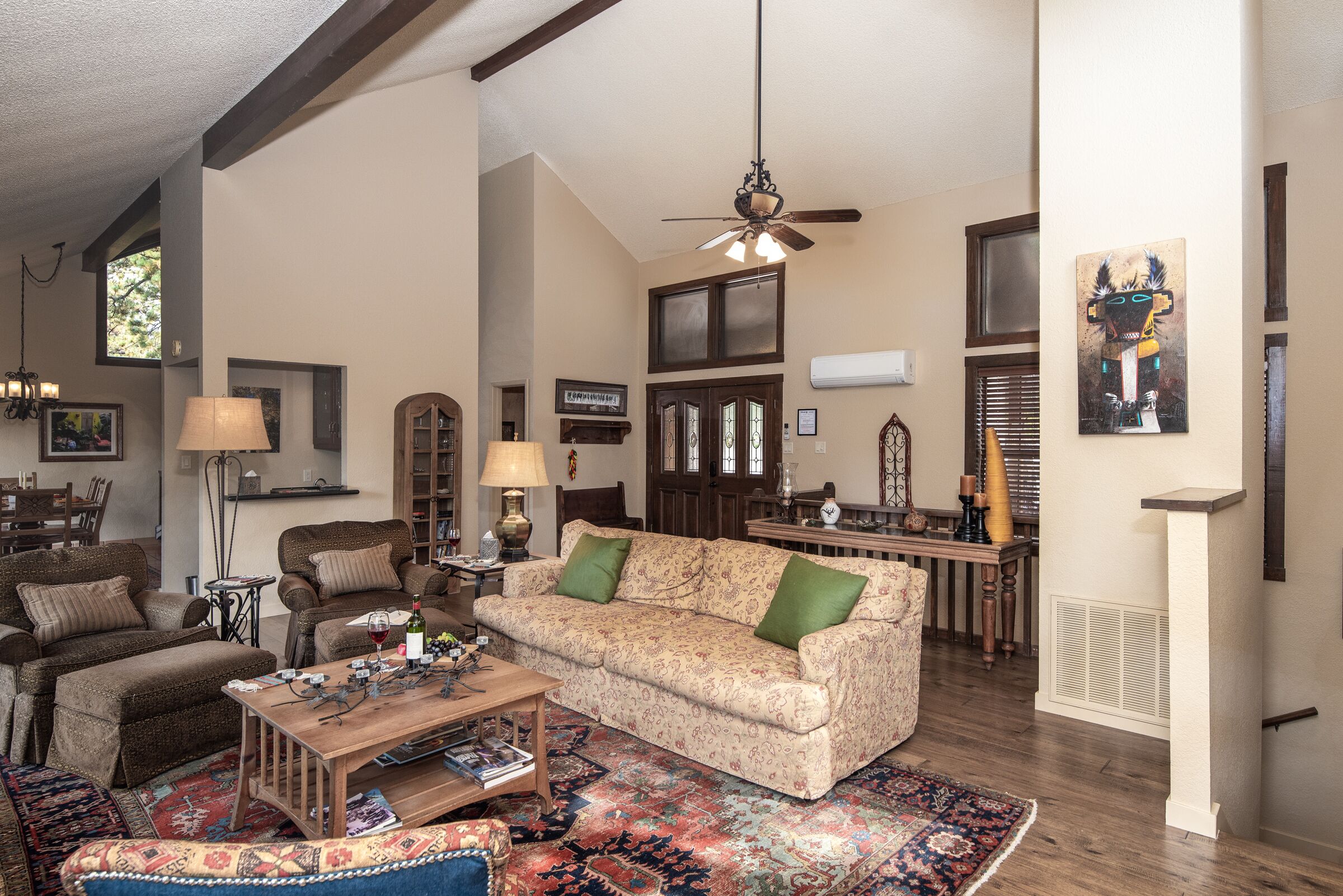 Mountain Home close to Downtown  with Stunning Views of Sierra Blanca