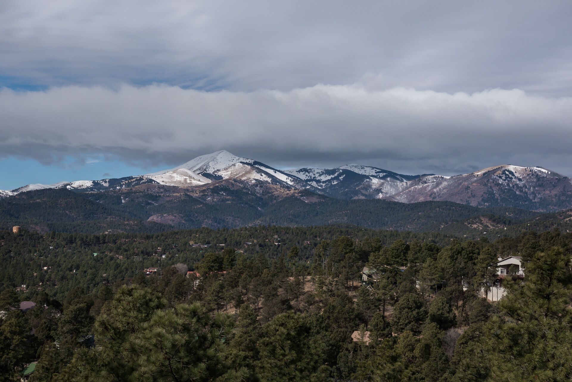 Mountain Home close to Downtown  with Stunning Views of Sierra Blanca