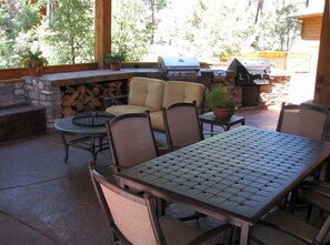 Outdoor dining - Spectacular Torreon Mountain Estate (Show Low)