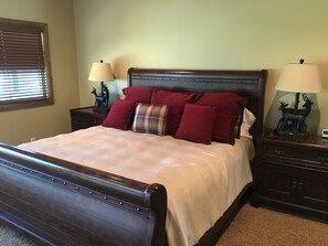 5 camere, una scrivania, Wi-Fi gratuito, lenzuola