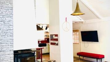 Télévision, cheminée, Netflix, services de streaming