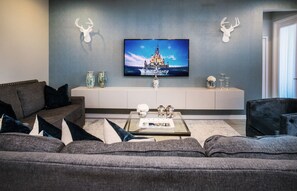 Smart TV, books