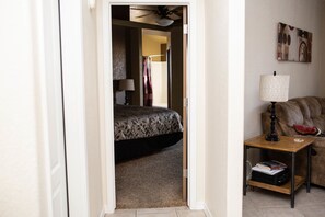 3 Schlafzimmer, Bügeleisen/Bügelbrett, WLAN, Bettwäsche