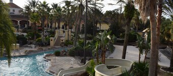 Regal Palms – Lazy River – Water Slide – Disney - Free Wifi - Baby Crib + FUN!