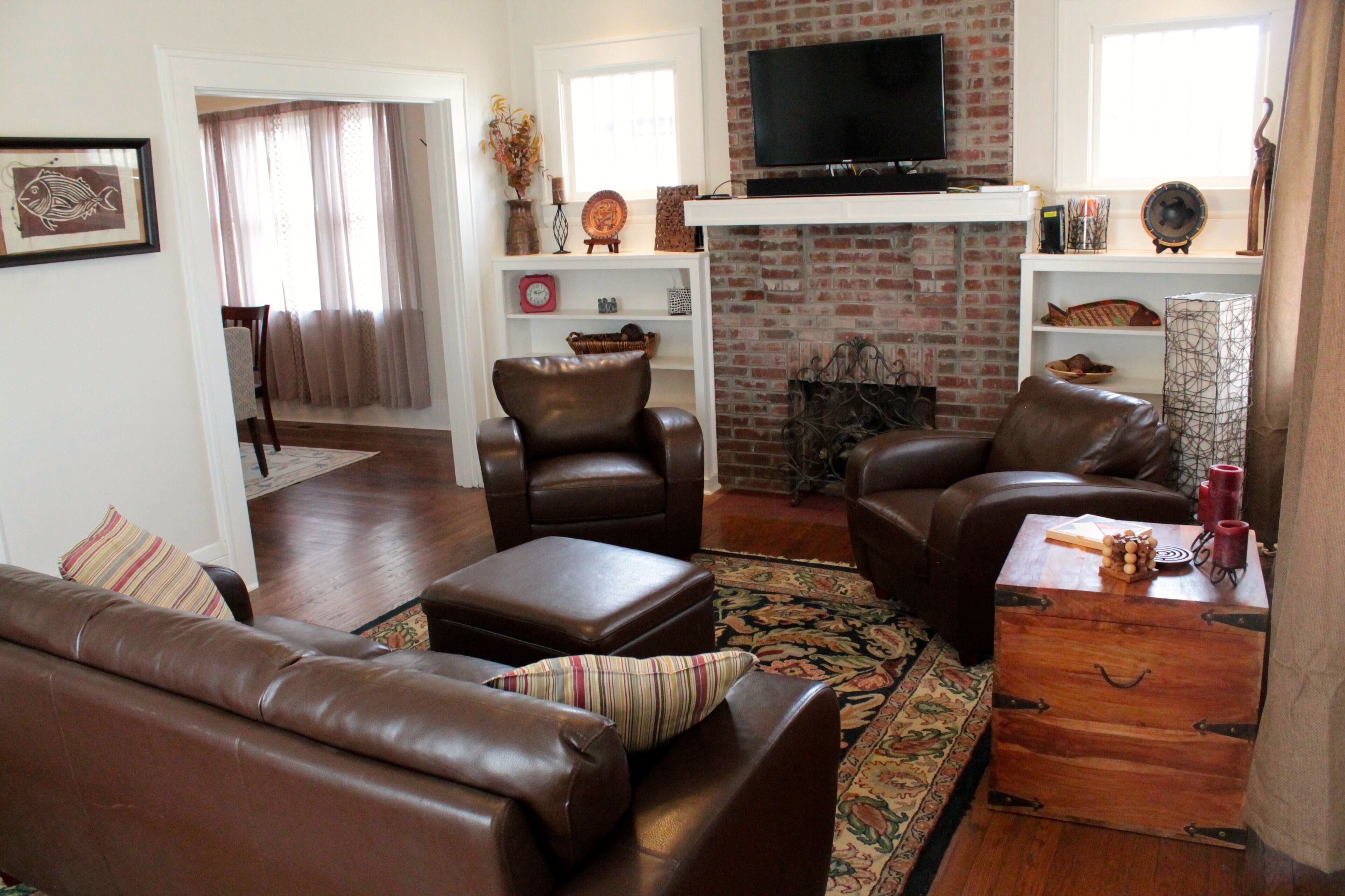 Charming Bungalow In The Heart Of Springfield