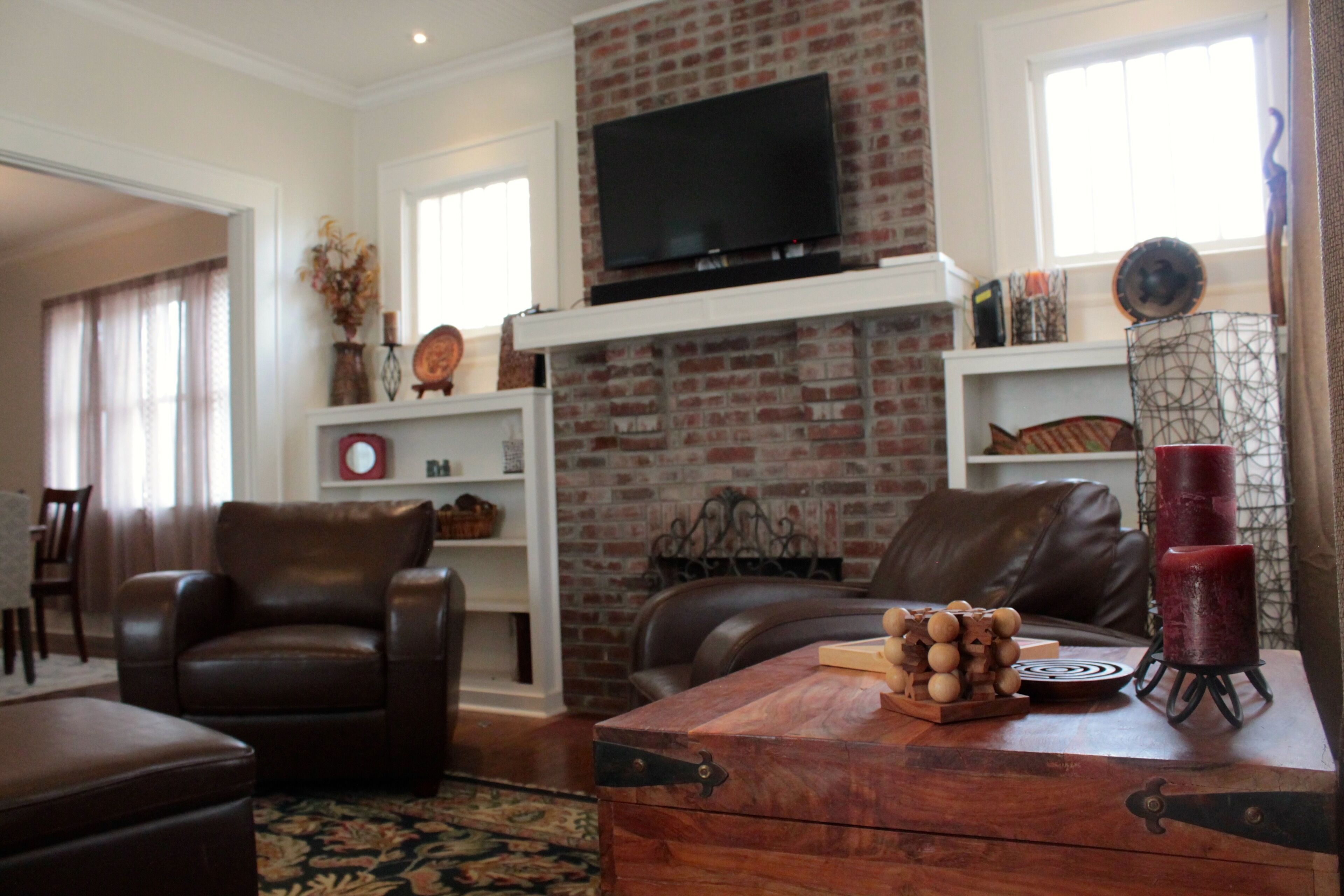 Charming Bungalow In The Heart Of Springfield