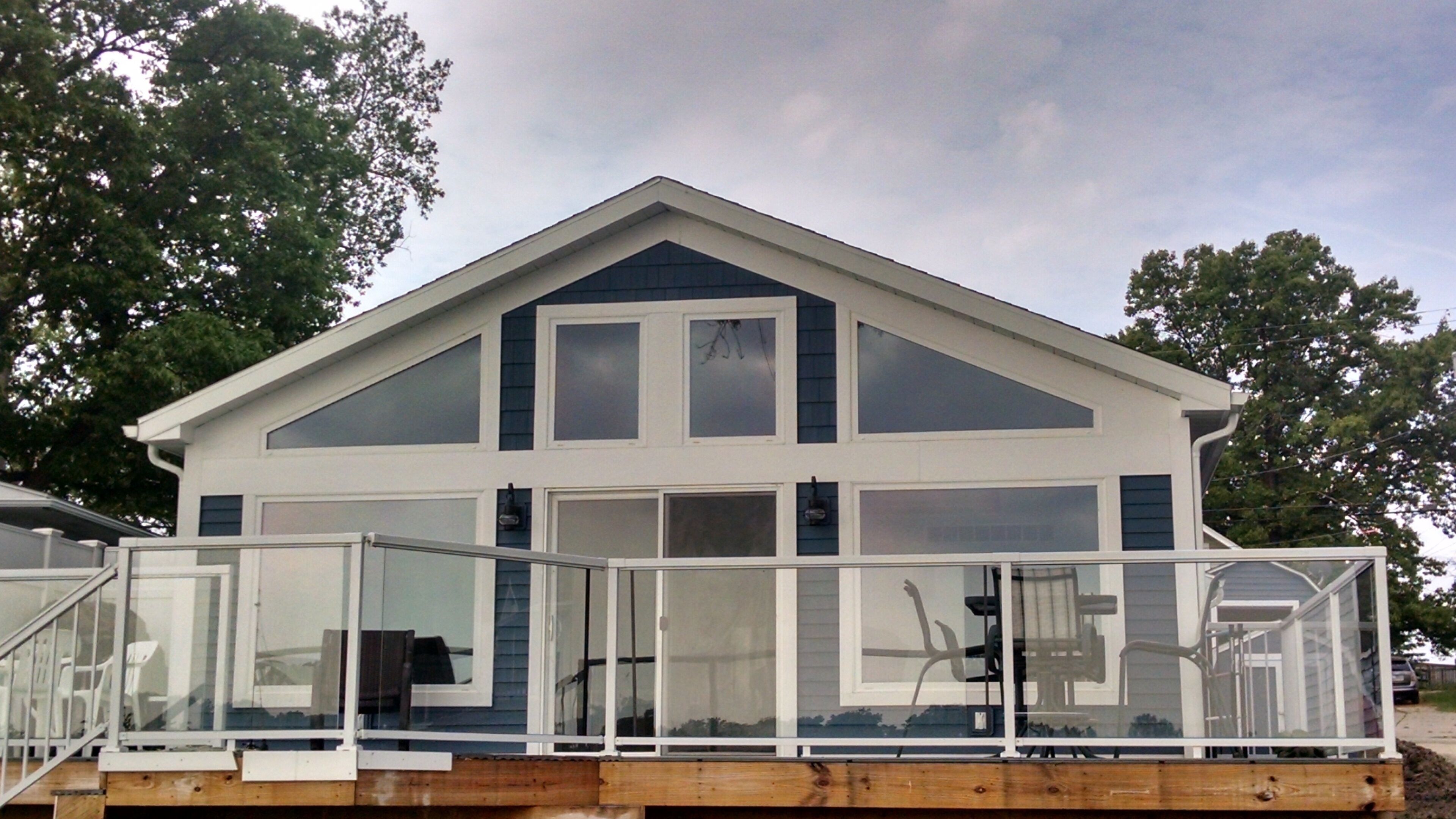 Beautiful cottage on Lake Chemung, Howell