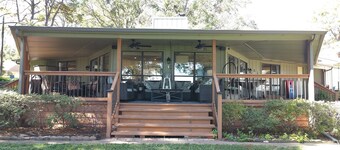 Lakehouse Retreat With 140' Open Water & Amazing Views - Sleeps 12
