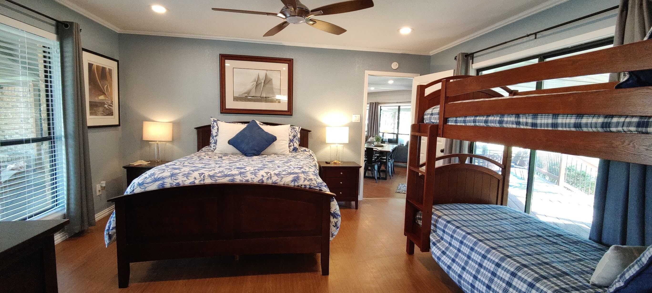 Lakehouse Retreat With Open Water And Amazing Views - Sleeps 13