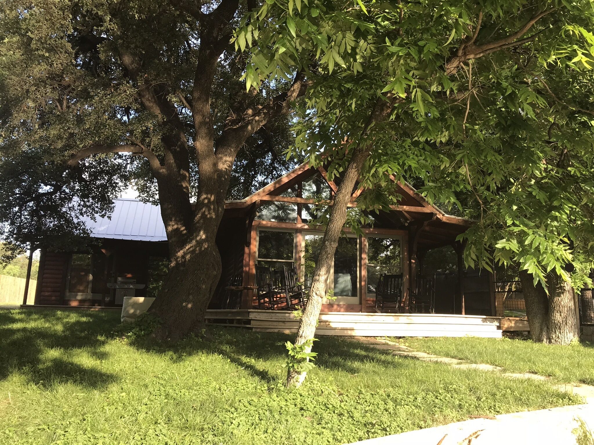 Cabin On The Creek -Crystal Clear Spring Creek Irion County Texas. Near San Ange