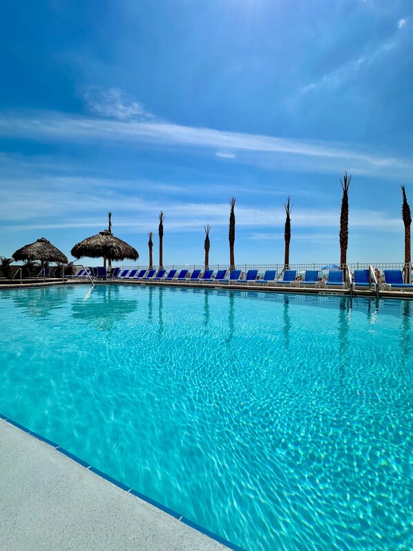 Outdoor pool, a heated pool