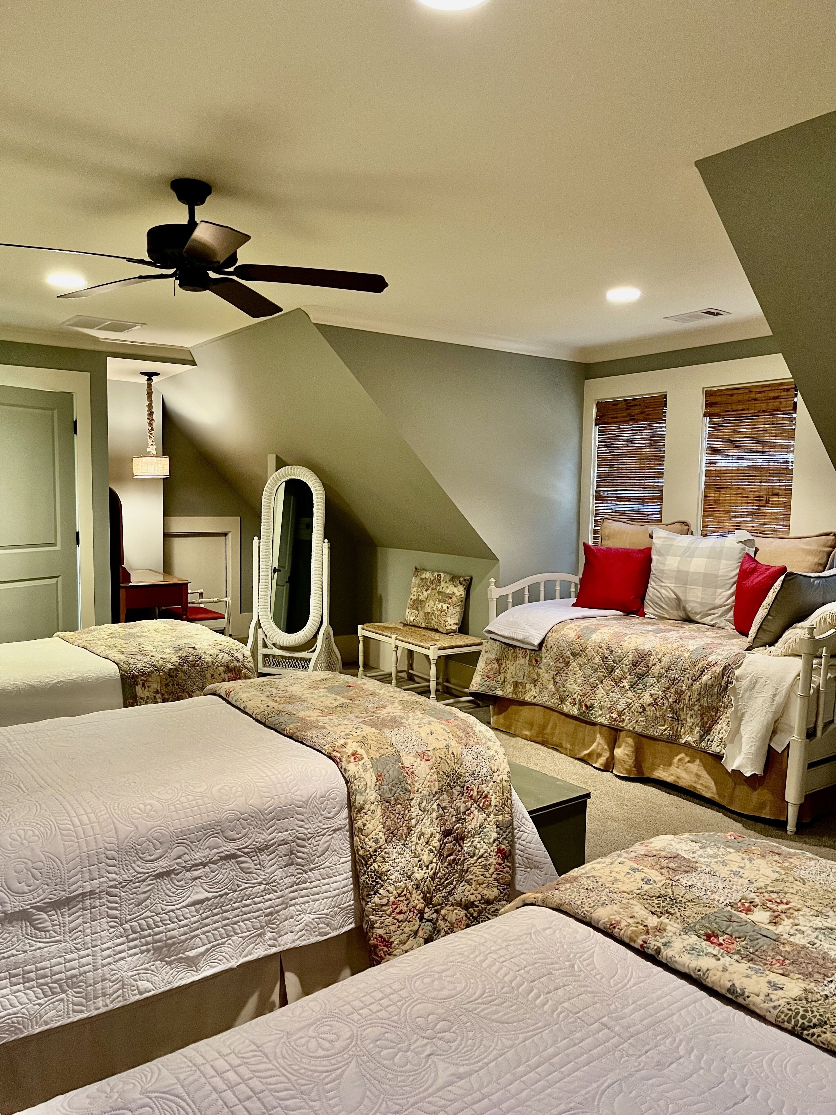 The bonus room-"Girls Room"-  has it's own thermostat and large walk-in closet.