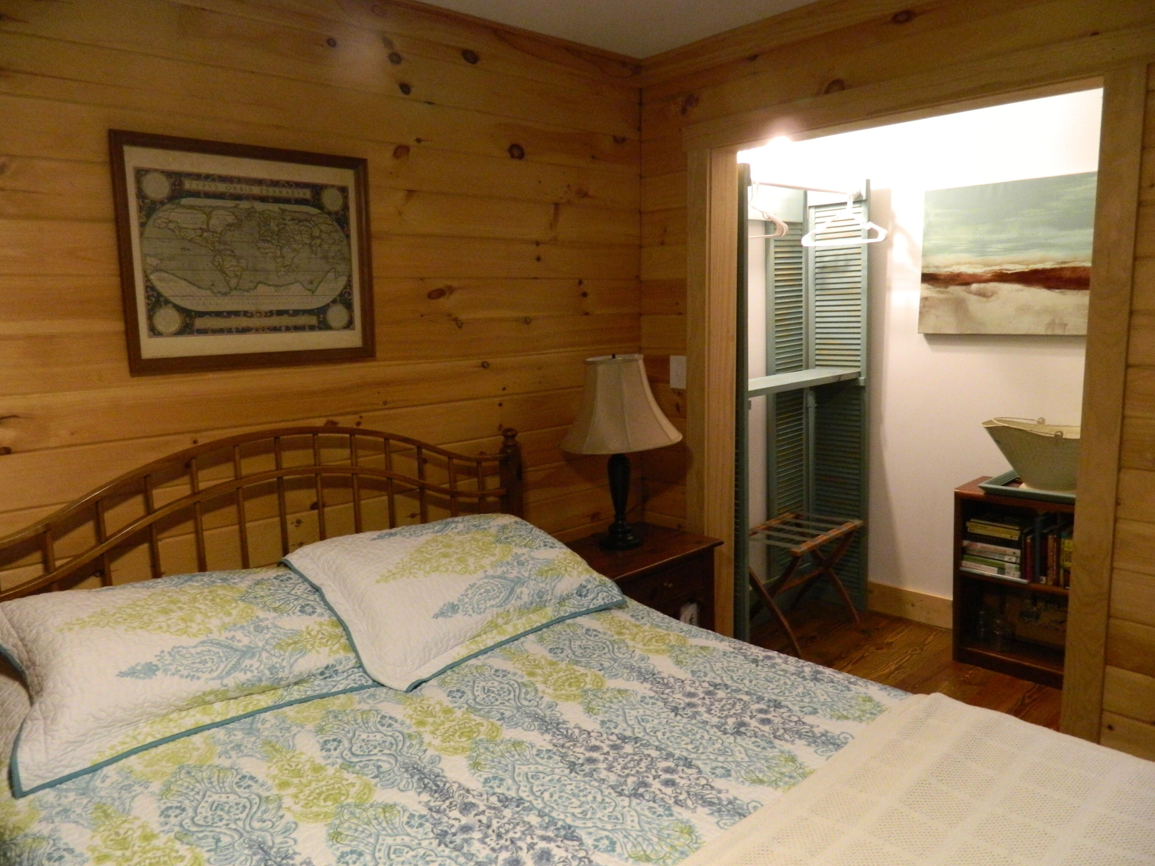 Rustic Retreat Near Wineries