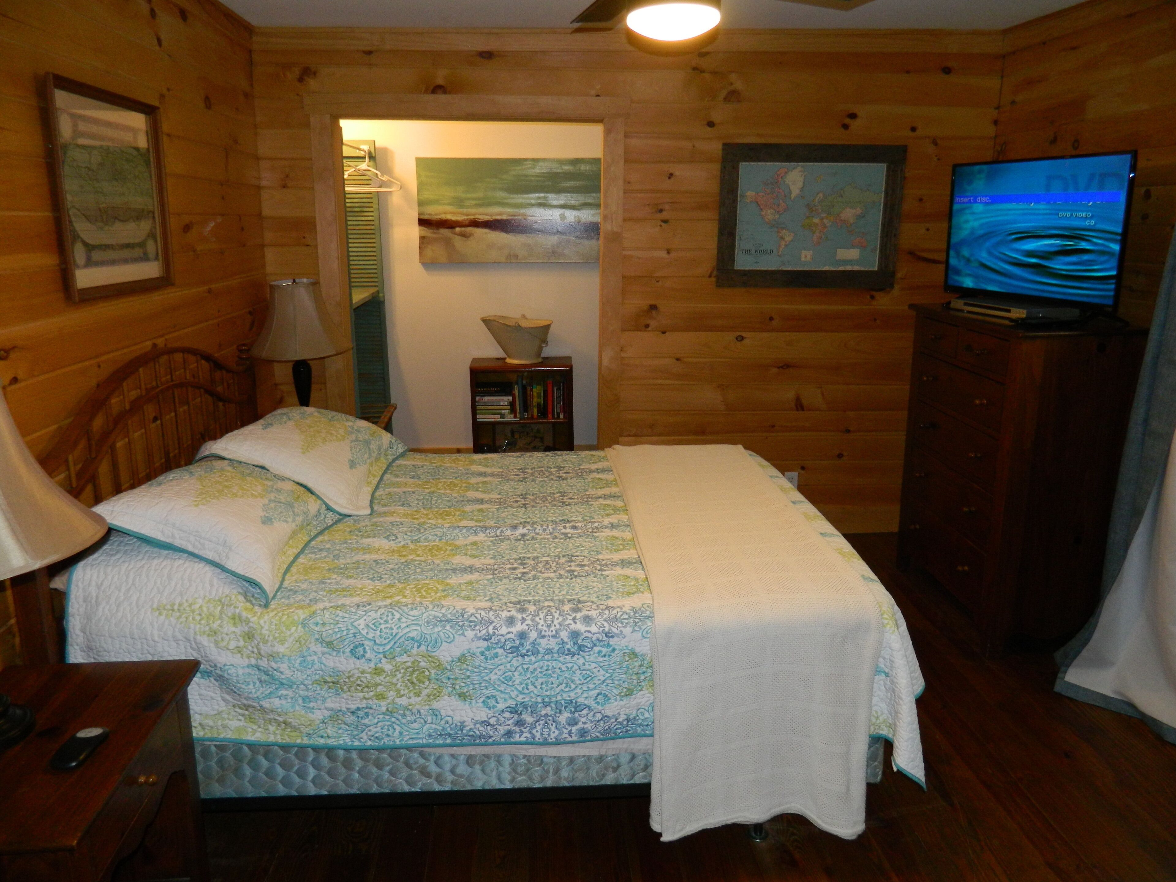 Rustic Retreat Near Wineries