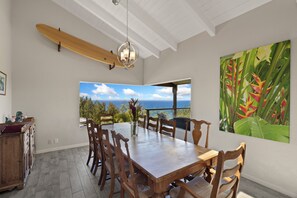 Dining - 5 Bedroom Open Plan with Ocean Views, Queens Bath, Bali Hai, and Golf Course (Princeville)