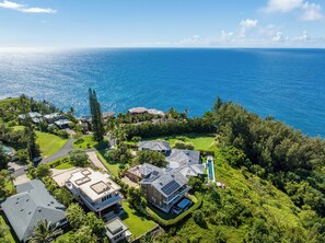 Exterior - 5 Bedroom Open Plan with Ocean Views, Queens Bath, Bali Hai, and Golf Course (Princeville)