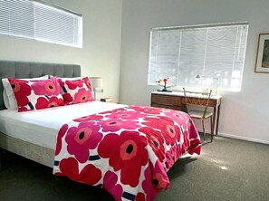 1 makuuhuone, työpöytä, silitysrauta/-lauta, ilmainen Wi-Fi