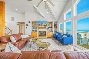 Flat-screen TV, stereo