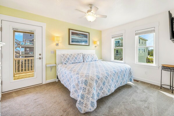 7 bedrooms, desk, free WiFi, bed sheets