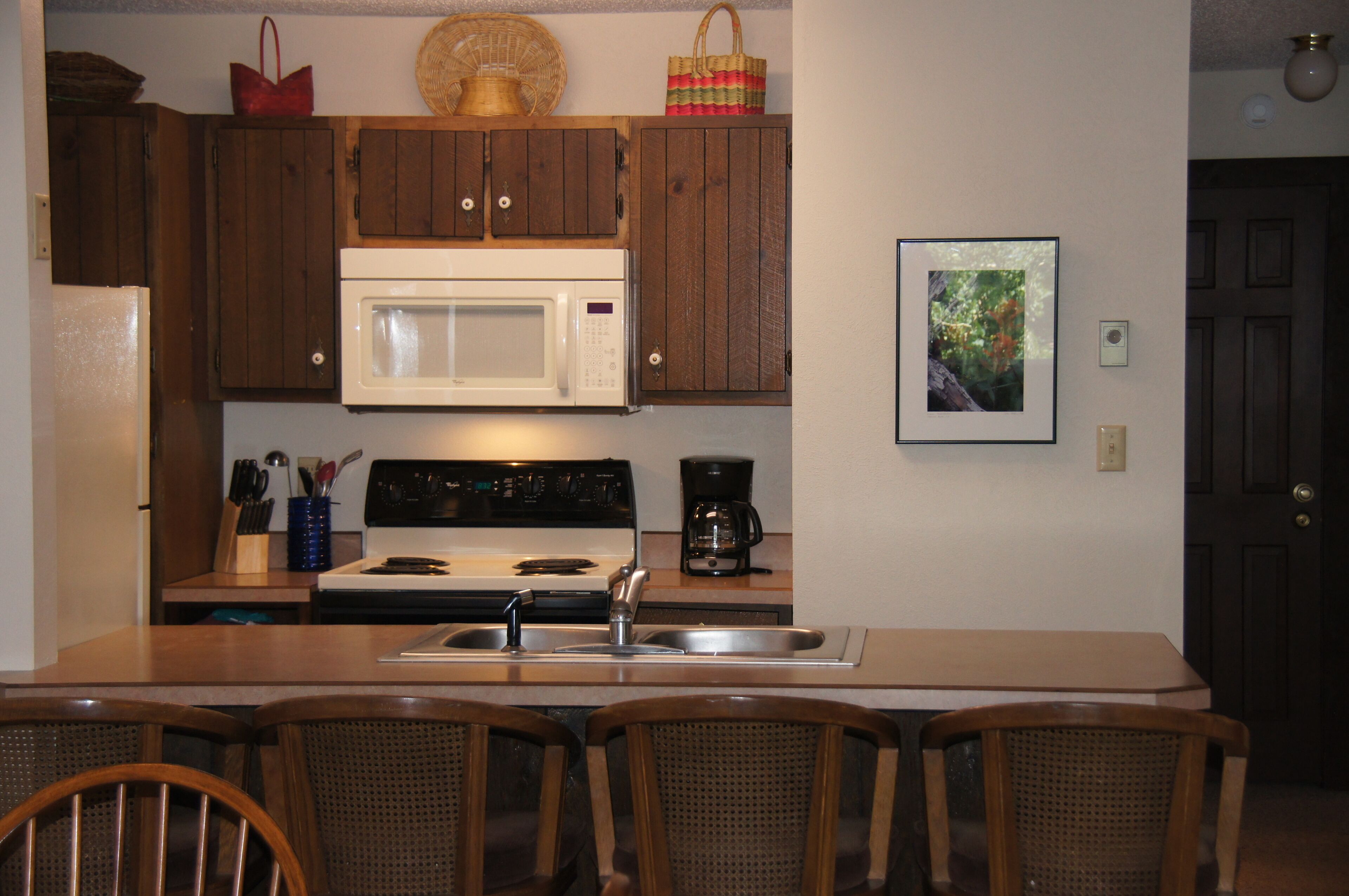 Great Ski & Winter rental close to lifts at Mt. Crested Butte!