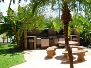 Terrace/patio - Escape to Paradise at the Maui Vista "3rd Bld 1b/1b" (Kihei)