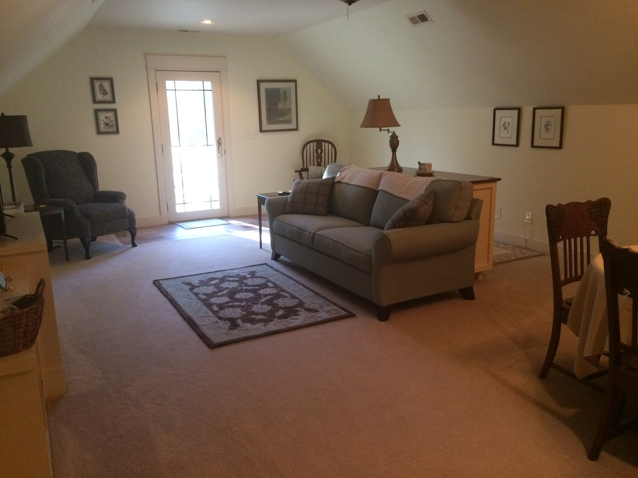  Chimney Rock Park area ,  beautifully furnished Apt.  has Mt Views / hot tub