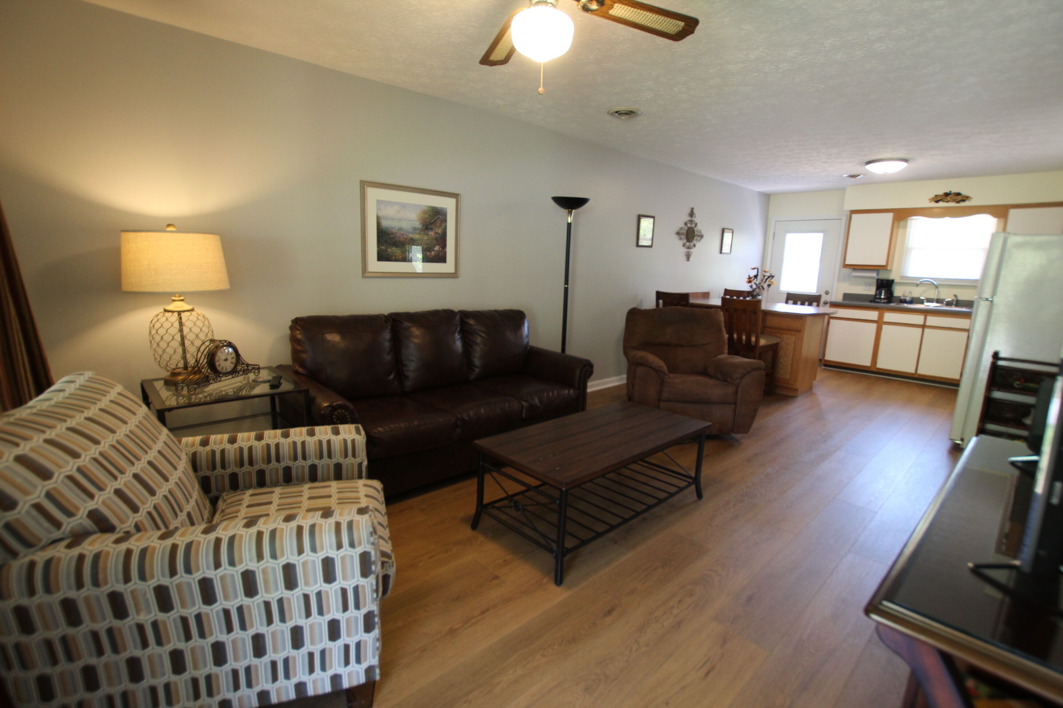 Pet Friendly Condo Overlooking Pool And Tennis Court. 