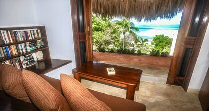 5 Bedroom Luxury Villa - Private Beach, Pool, Chef, Ocean Views & Sunsets