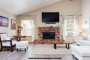 Smart TV, table tennis, music library, video library