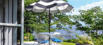 Call My Bluff- Quaint Cottage Overlooking the Neuse River. Honeymoon perfect!!