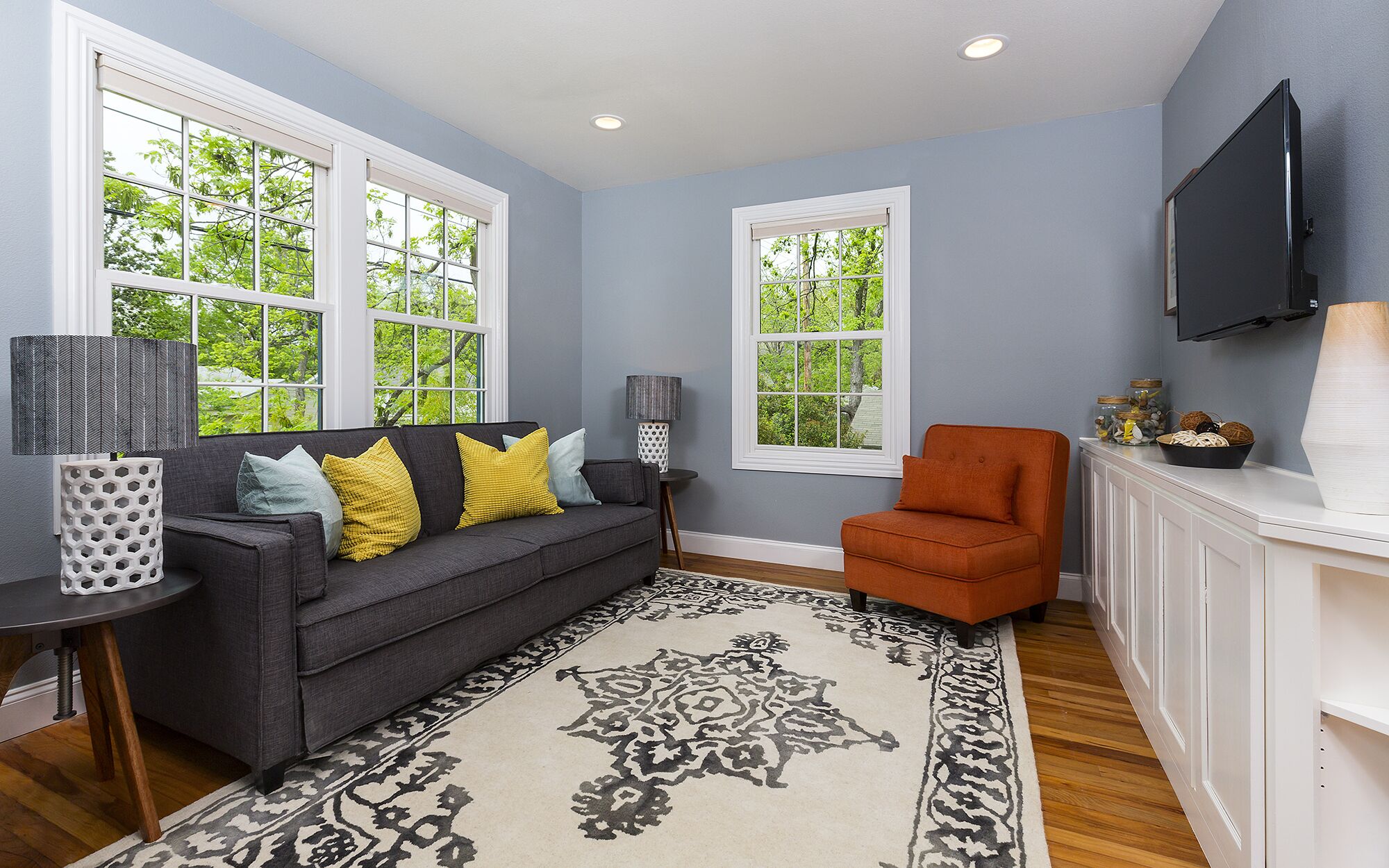 Craftsman Style 1Bed/1Bath; Walk to Central Market, Taco Deli, Draught House Pub