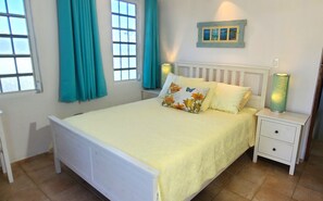 3 bedrooms, desk, iron/ironing board, travel cot - Spectacular Ocean Views, Spacious Home, and Private Location. (Playa Sardinas II)