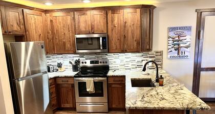 New Remodel! Best Deal in Copper 1 bedroom prices, 2 bedroom feel, ski in/out