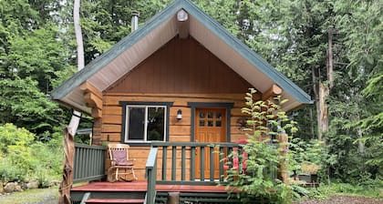 Log Cabin Fully Equipped. Up to 2 Adults + 3 Children. Dogs Welcome!