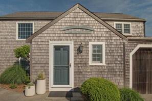 Exterior detail - Privacy and Views on Nantucket Island (Nantucket)