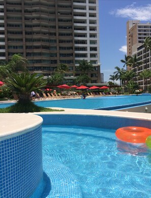 Piscine extérieure